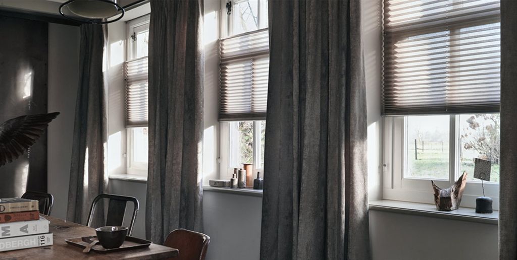 Gordijnen woonkamer ~ klassieke eetkamer gordijnen woonkamer ... Gordijnen woonkamer appartement